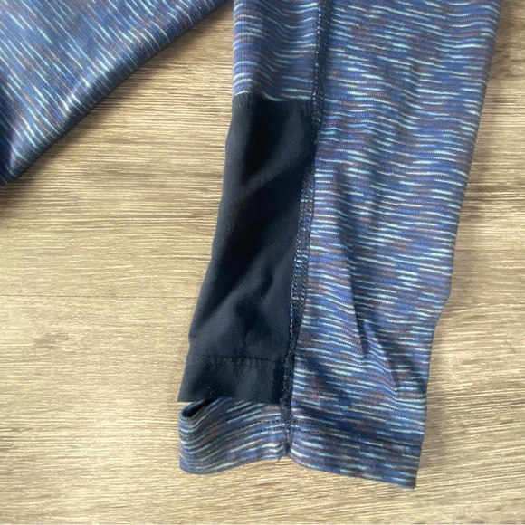 REI Blue Fitted Hoodie with Ribbed Sleeves Size Medium. - Picture 9 of 12